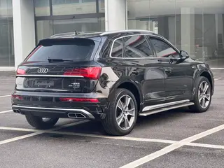 Audi Q5L 2022 45T Deluxe Dynamic exterior photo 4 Audi Q5L 2022 45T Deluxe Dynamic exterior photo 4