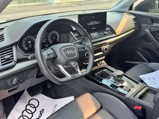 Audi Q5L 2022 45T Deluxe Dynamic interior photo 11 Audi Q5L 2022 45T Deluxe Dynamic interior photo 11