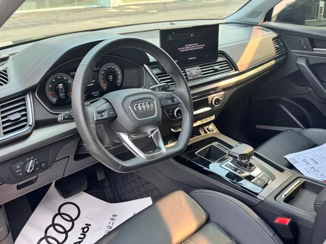 Audi Q5L 2022 45T Deluxe Dynamic interior photo 11 Audi Q5L 2022 45T Deluxe Dynamic interior photo 11