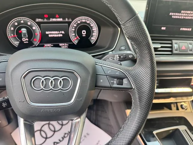 Audi Q5L 2022 45T Deluxe Dynamic interior photo 18 Audi Q5L 2022 45T Deluxe Dynamic interior photo 18