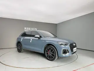 Audi Q5L 2022 40T RS Burning rate kit type exterior photo 3 Audi Q5L 2022 40T RS Burning rate kit type exterior photo 3