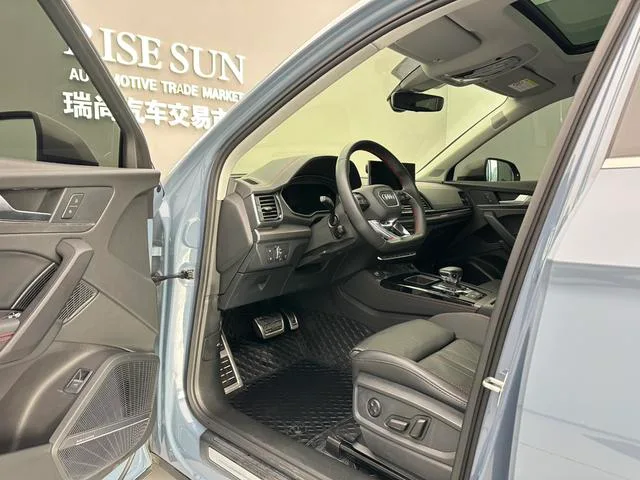 Audi Q5L 2022 40T RS Burning rate kit type exterior photo 4 Audi Q5L 2022 40T RS Burning rate kit type exterior photo 4