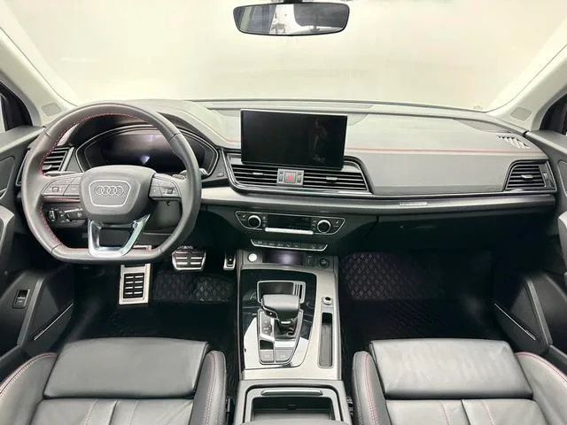 Audi Q5L 2022 40T RS Burning rate kit type interior photo 6 Audi Q5L 2022 40T RS Burning rate kit type interior photo 6