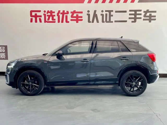 Audi Q2L 2021 35TFSI Aggressive and dynamic exterior photo 3