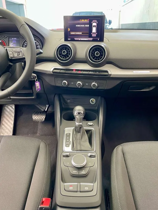 Audi Q2L 2021 35TFSI Aggressive and dynamic exterior photo 9