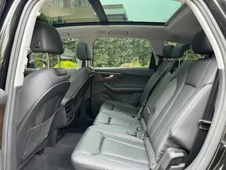 Audi Q7 2023 45 TFSI quattro S line Sporty interior photo 16 Audi Q7 2023 45 TFSI quattro S line Sporty interior photo 16