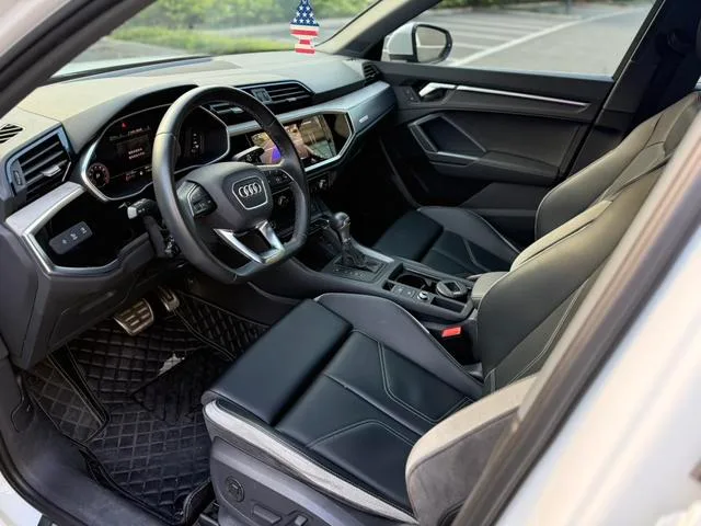 Audi Q3 2024 35 TFSI Fashion dynamic type interior photo 10 Audi Q3 2024 35 TFSI Fashion dynamic type interior photo 10