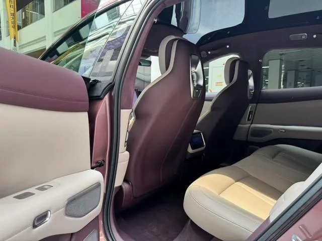 Xiaomi Auto YU7 2025 Long battery life high performance four-wheel drive Max version interior photo 13