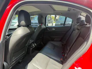 Alfa Romeo Giulia 2017 2.0T 280HP Edición de lujo interior foto 8 Alfa Romeo Giulia 2017 2.0T 280HP Edición de lujo interior foto 8