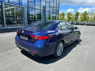 Alfa Romeo Giulia 2017 2.0T 280HP Edición de lujo interior foto 11 Alfa Romeo Giulia 2017 2.0T 280HP Edición de lujo interior foto 11