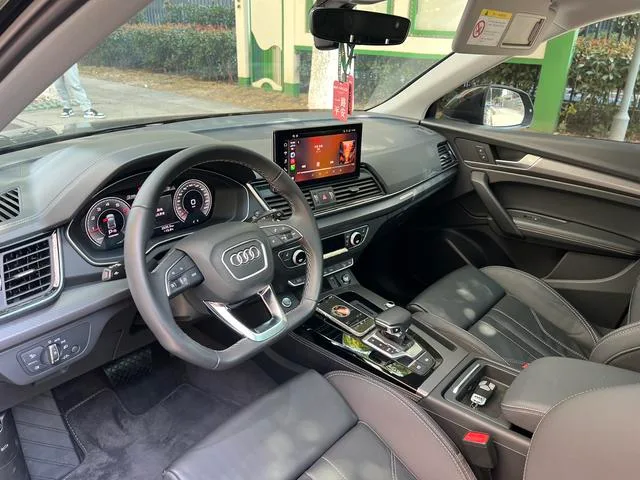 Audi Q5L 2022 Mise à jour 40T Type de luxe dynamique extérieur photo 6 Audi Q5L 2022 Mise à jour 40T Type de luxe dynamique extérieur photo 6