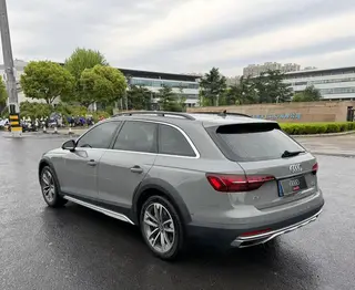Audi A4 2022 allroad quattro Ice and Snow Sports Edition interior photo 9 Audi A4 2022 allroad quattro Ice and Snow Sports Edition interior photo 9
