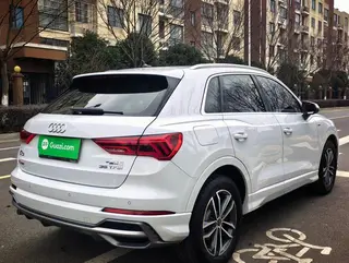 Audi Q3 2022 35 TFSI Aggressive and dynamic interior photo 9 Audi Q3 2022 35 TFSI Aggressive and dynamic interior photo 9
