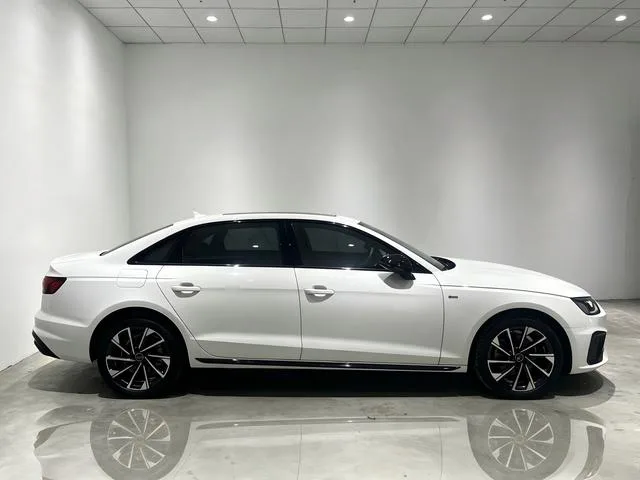 Audi A4L 2023 40 TFSI Deluxe Dynamic exterior photo 4 Audi A4L 2023 40 TFSI Deluxe Dynamic exterior photo 4