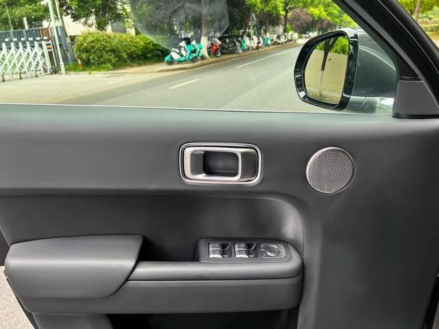 Li Auto L8 2024 Pro version interior photo 11 Li Auto L8 2024 Pro version interior photo 11