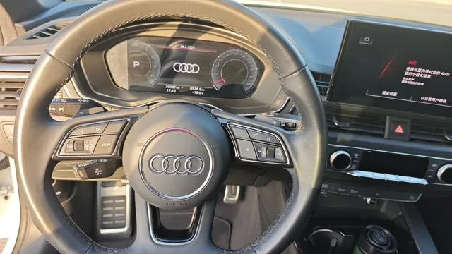 Audi A4L 2023 40 TFSI Deluxe Dynamic interior photo 10 Audi A4L 2023 40 TFSI Deluxe Dynamic interior photo 10
