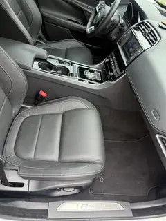Alfa Romeo Stelvio 2017 2.0T 280HP Edición de lujo interior foto 17 Alfa Romeo Stelvio 2017 2.0T 280HP Edición de lujo interior foto 17
