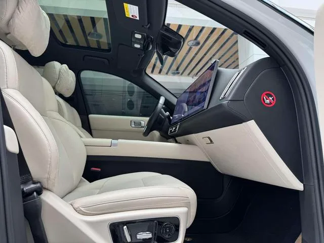 Li Auto L7 2023 Pro version interior photo 18 Li Auto L7 2023 Pro version interior photo 18