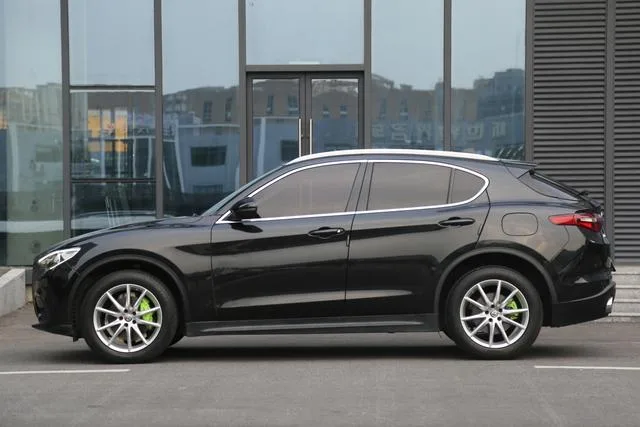 Alfa Romeo Stelvio 2017 2.0T 200HP Luxury Edition exterior photo 6 Alfa Romeo Stelvio 2017 2.0T 200HP Luxury Edition exterior photo 6