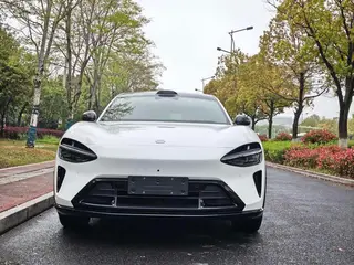 Xiaomi Auto YU7 2025 Tracción a las cuatro ruedas de alto rendimiento con autonomía extrema Max Edición exterior foto 2 Xiaomi Auto YU7 2025 Tracción a las cuatro ruedas de alto rendimiento con autonomía extrema Max Edición exterior foto 2