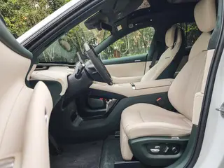 Xiaomi Auto YU7 2025 Tracción a las cuatro ruedas de alto rendimiento con autonomía extrema Max Edición exterior foto 5 Xiaomi Auto YU7 2025 Tracción a las cuatro ruedas de alto rendimiento con autonomía extrema Max Edición exterior foto 5