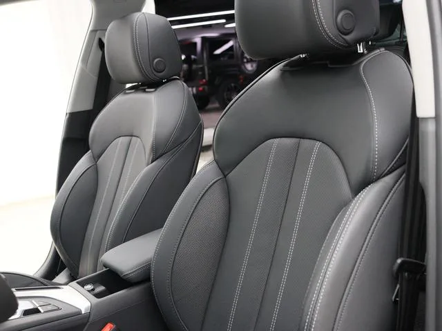 Audi A4L 2023 40 TFSI Fashion dynamic type exterior photo 3 Audi A4L 2023 40 TFSI Fashion dynamic type exterior photo 3