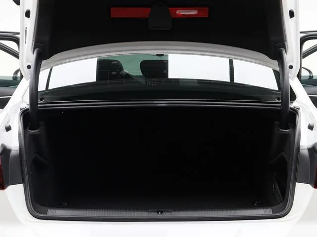 Audi A4L 2023 40 TFSI Fashion dynamic type exterior photo 9 Audi A4L 2023 40 TFSI Fashion dynamic type exterior photo 9