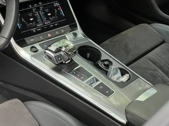 Audi A6 2021 Avant Avant-garde 45 TFSI Choisissez un type dynamique intérieur photo 15