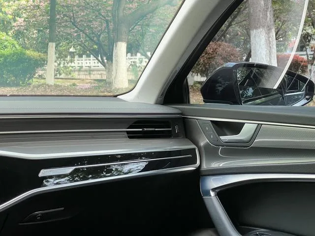 Audi A6 2021 Avant Avant-garde 45 TFSI Choisissez un type dynamique intérieur photo 16