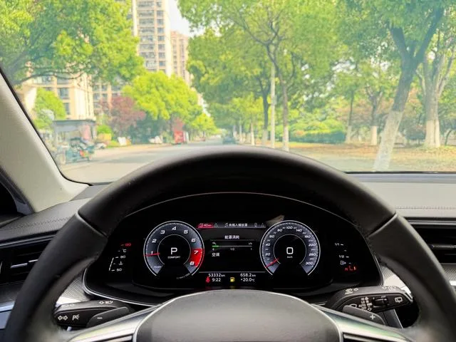 Audi A6 2021 Avant Avant-garde 45 TFSI Choisissez un type dynamique intérieur photo 18