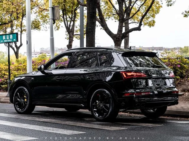 Audi Q5L 2022 40T Deluxe Dynamic interior photo 11 Audi Q5L 2022 40T Deluxe Dynamic interior photo 11