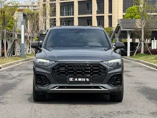 Audi Q5L 2023 40T Deluxe dinámico exterior foto 2 Audi Q5L 2023 40T Deluxe dinámico exterior foto 2