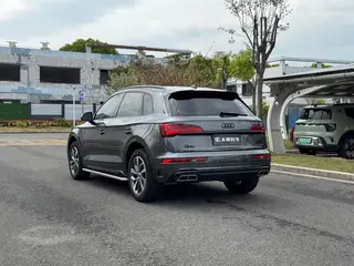 Audi Q5L 2023 40T Deluxe dinámico exterior foto 4 Audi Q5L 2023 40T Deluxe dinámico exterior foto 4