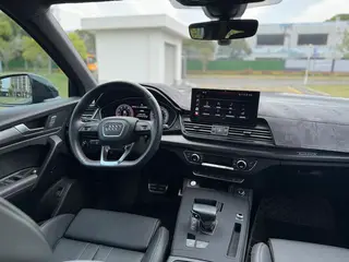 Audi Q5L 2023 40T Deluxe dinámico interior foto 18 Audi Q5L 2023 40T Deluxe dinámico interior foto 18