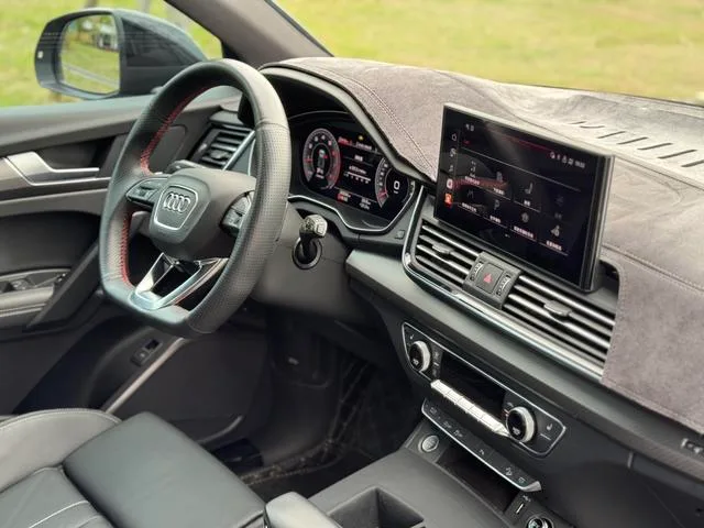 Audi Q5L 2023 40T Deluxe dinámico interior foto 20 Audi Q5L 2023 40T Deluxe dinámico interior foto 20