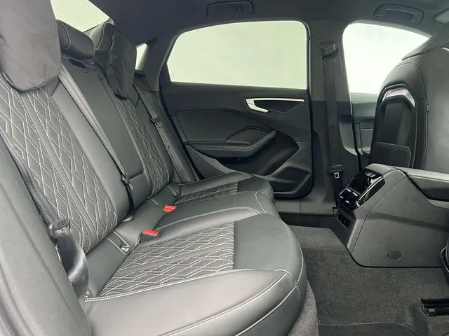 Audi A5L 2026 2.0T Sports version Plus interior photo 7 Audi A5L 2026 2.0T Sports version Plus interior photo 7