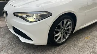 Alfa Romeo Giulia 2017 2.0T 200HP Elite Edition exterior photo 3 Alfa Romeo Giulia 2017 2.0T 200HP Elite Edition exterior photo 3