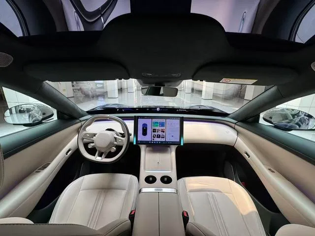 Xiaomi Auto YU7 2025 Long battery life high performance four-wheel drive Max version interior photo 14