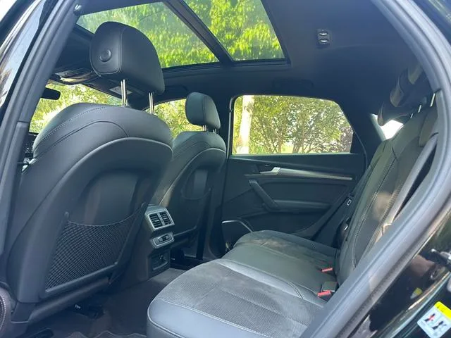 Audi Q5L Sportback 2022 40 TFSI Luxury type interior photo 10 Audi Q5L Sportback 2022 40 TFSI Luxury type interior photo 10