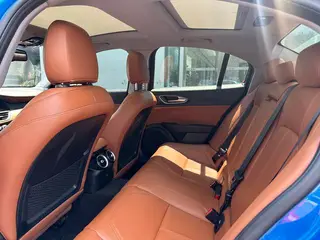 Alfa Romeo Giulia 2017 2.0T 280HP Edición de lujo interior foto 8 Alfa Romeo Giulia 2017 2.0T 280HP Edición de lujo interior foto 8