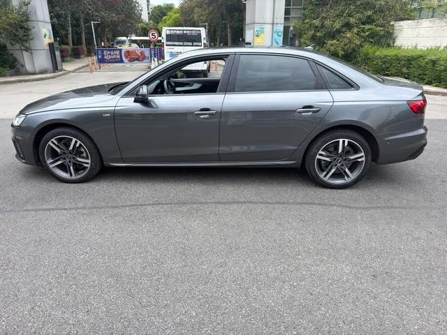 Audi A4L 2023 40 TFSI Deluxe Dynamic exterior photo 3
