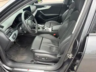 Audi A4L 2023 40 TFSI Deluxe Dynamic interior photo 6