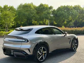 Xiaomi Auto YU7 2025 Long battery life four-wheel drive Pro version exterior photo 7 Xiaomi Auto YU7 2025 Long battery life four-wheel drive Pro version exterior photo 7