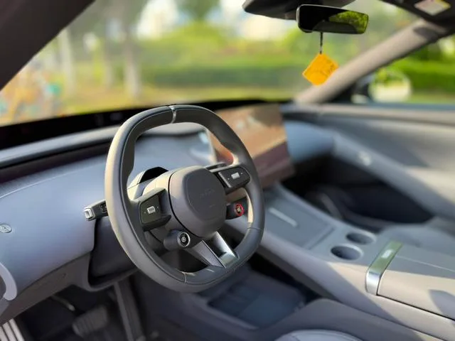 Xiaomi Auto YU7 2025 Long battery life four-wheel drive Pro version interior photo 10 Xiaomi Auto YU7 2025 Long battery life four-wheel drive Pro version interior photo 10