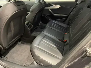 Audi A4L 2022 40 TFSI Модный и динамичный экстерьер фото 4