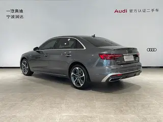 Audi A4L 2022 40 TFSI Модный и динамичный интерьер фото 8
