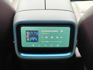 Xiaomi Auto YU7 2025 Long battery life high performance four-wheel drive Max version interior photo 11 Xiaomi Auto YU7 2025 Long battery life high performance four-wheel drive Max version interior photo 11