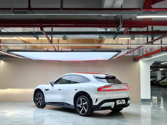 Xiaomi Auto YU7 2025 Long battery life high performance four-wheel drive Max version interior photo 19 Xiaomi Auto YU7 2025 Long battery life high performance four-wheel drive Max version interior photo 19
