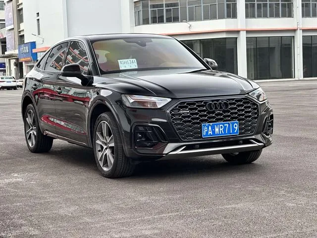 Audi Q5L Sportback 2023 40 TFSI Luxury type exterior photo 3 Audi Q5L Sportback 2023 40 TFSI Luxury type exterior photo 3