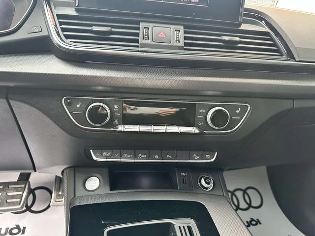 Audi Q5L Sportback 2023 40 TFSI Luxury type interior photo 16 Audi Q5L Sportback 2023 40 TFSI Luxury type interior photo 16